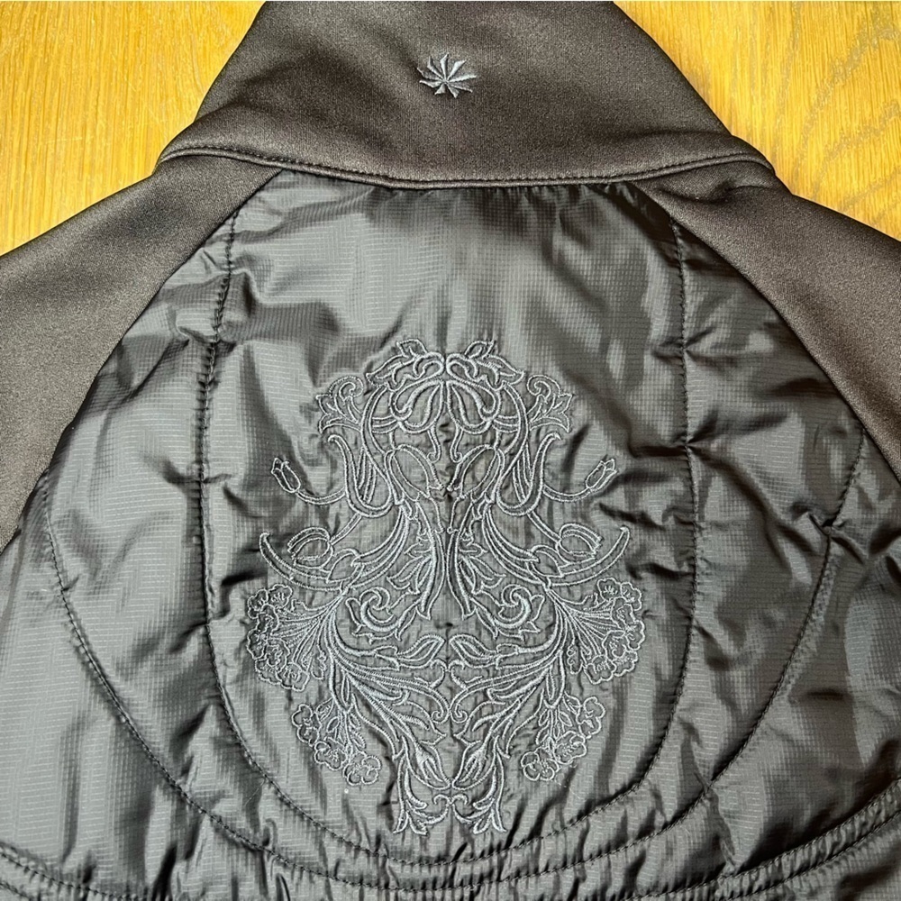 Athleta Black Flashback Embroidered Lightweight P… - image 8